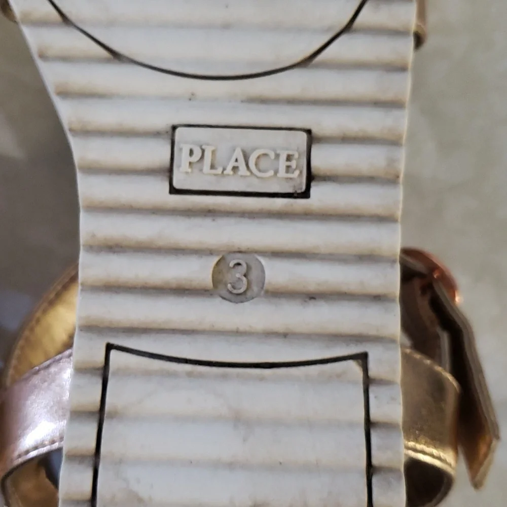 Girls sandals- rose gold-‎ size 3